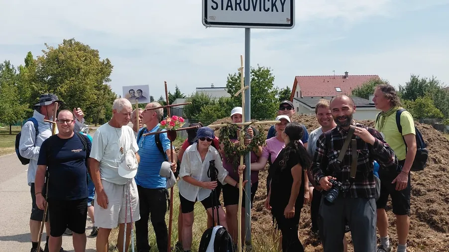 Poutníci děkovali za blahořečení na pěší pouti